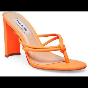 NWOT Neon Orange Steve Madden Knot Sandal Heel